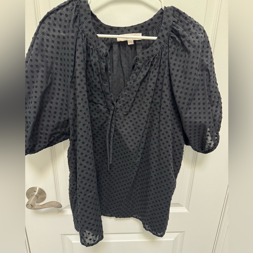 Loft Women’s Elegant Black Textured Women's Top, Size XL, Short Sleeve